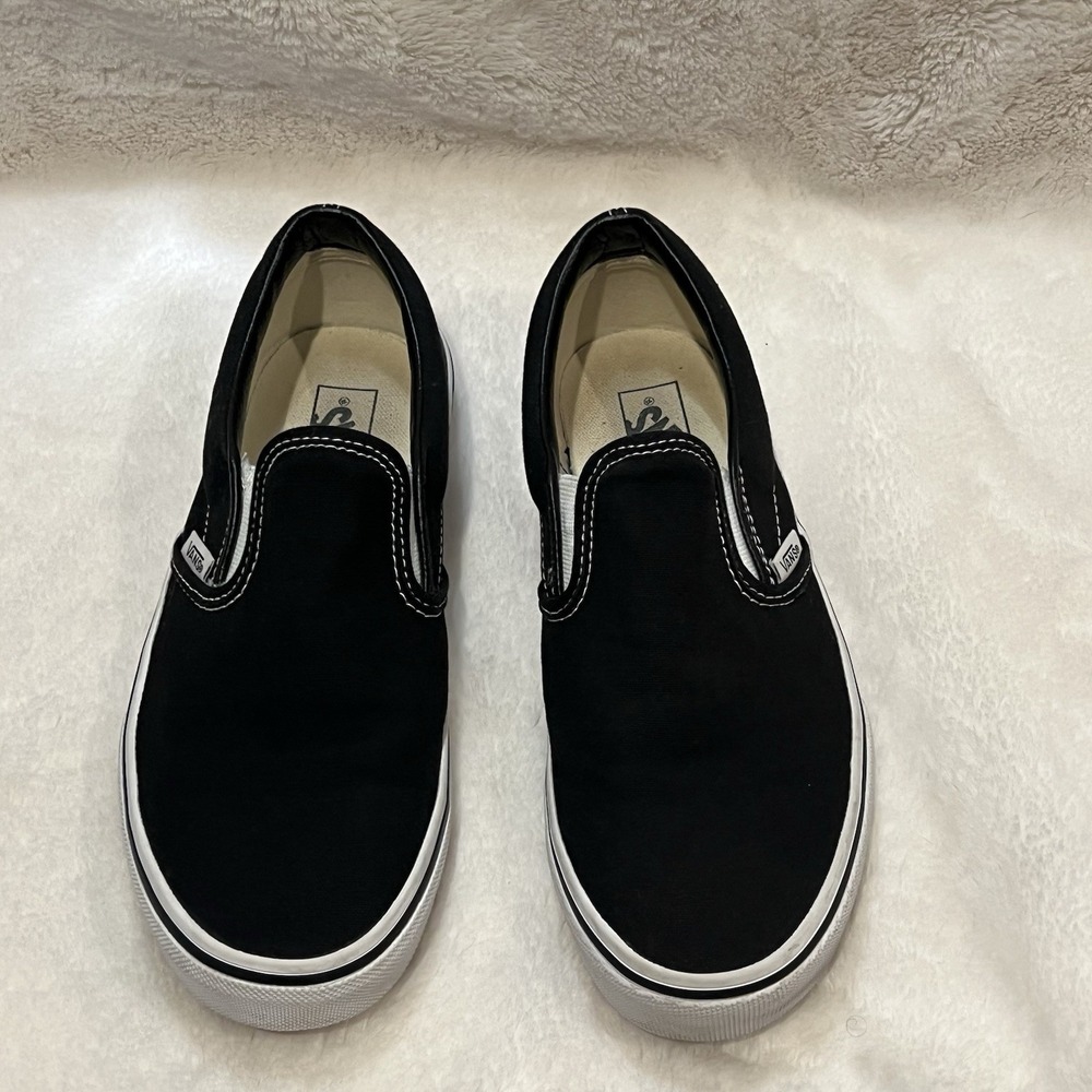 Vans Classic Slip On Sneaker Skate Shoes US 5.5 UK 4.5 EUR 37Black‎ White Canvas